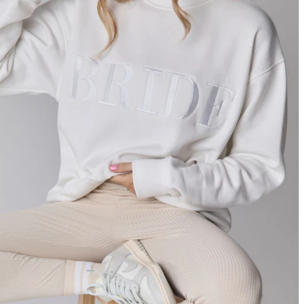 SIX STORIES Elegant Cream 'Bride' Sweater